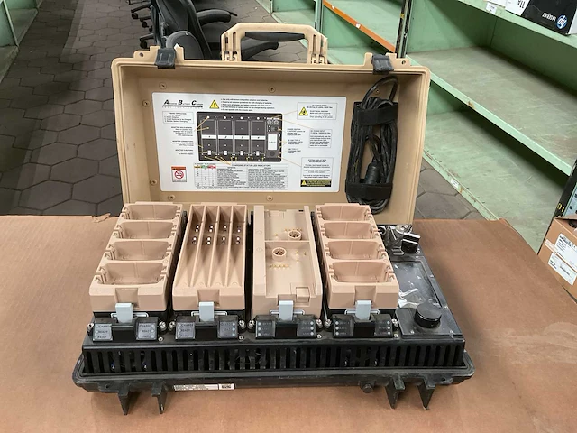 Bren-tronic inc batterij lader - afbeelding 2 van  7