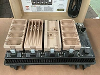 Bren-tronic inc batterij lader - afbeelding 4 van  7