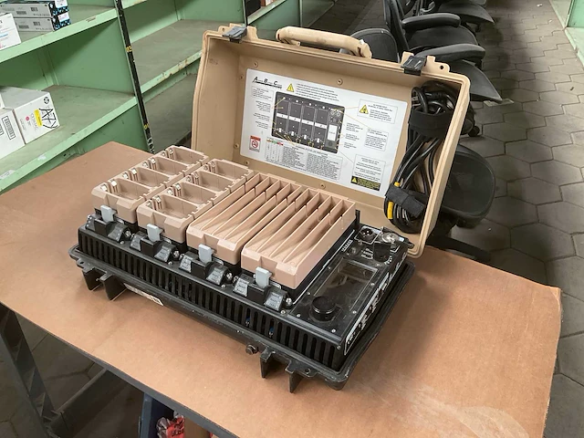 Bren-tronic inc batterij lader - afbeelding 3 van  6