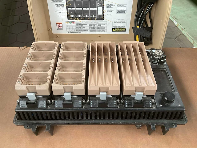 Bren-tronic inc batterij lader - afbeelding 4 van  6