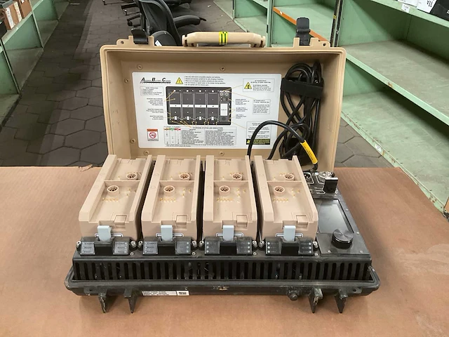 Bren-tronic inc batterij lader - afbeelding 2 van  6