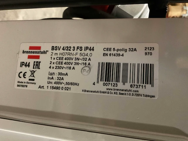 Brennenstuhl bsv 4/32 3 fs ip44 mobiele stroomverdeler - afbeelding 5 van  5