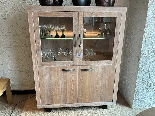 Brescia eiken vitrinekast - afbeelding 1 van  5