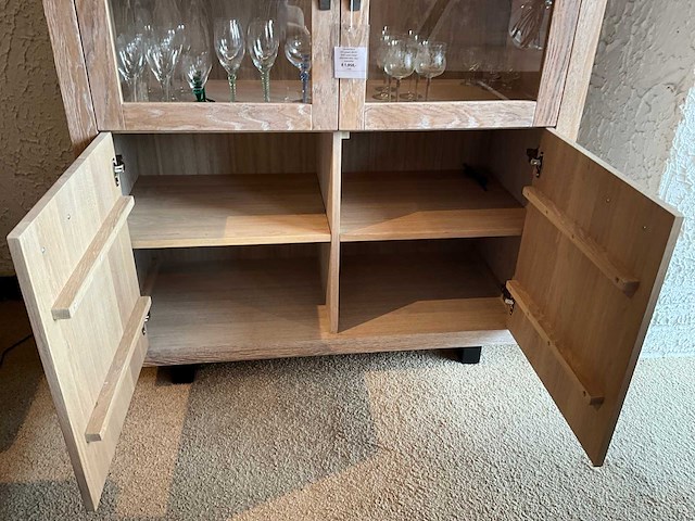 Brescia eiken vitrinekast - afbeelding 5 van  5