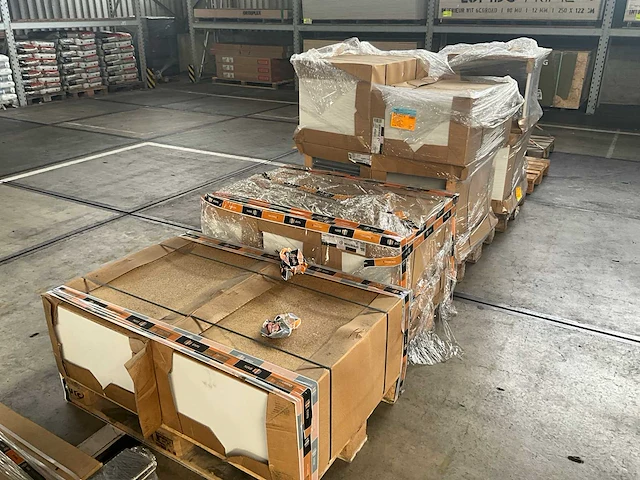 Bribus / elkien - onderkasten bovenkasten cpfframe - keukenbladen - keukenonderdeel - afbeelding 1 van  19