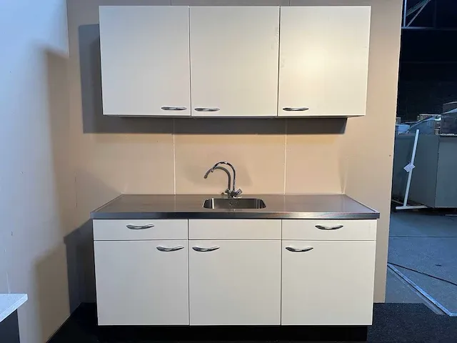 Bribus keuken - 180cm, kleur w300 wit (nieuw in doos) - afbeelding 1 van  11