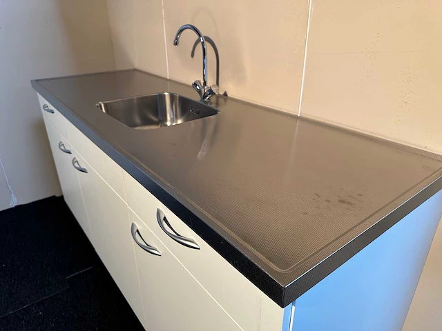 Bribus keuken - 200cm v.v. rvs werkblad v.v. spoelbak, kleur w300 wit (nieuw in doos) - afbeelding 2 van  11
