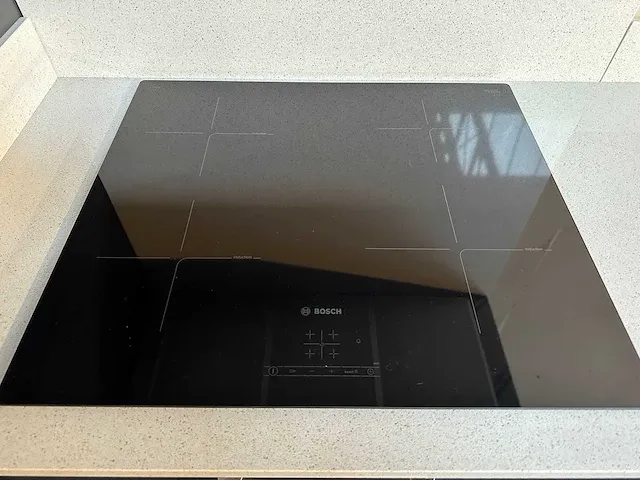 Bribus keuken - 304 cm v.v. bosch inbouwapparatuur, composiet werkblad, kleur u1233 grafiet (nieuw in doos) - afbeelding 8 van  27
