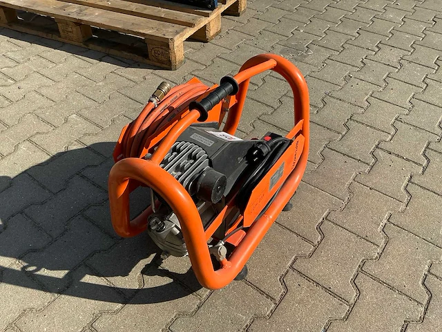 Brico brico ch 210 luchtcompressor - afbeelding 3 van  5