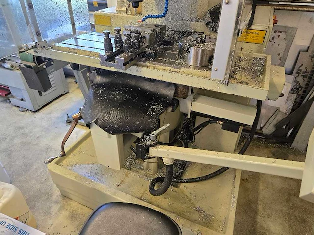 Bridgeport - interact 1 mk2 - cnc freesmachine - afbeelding 3 van  9
