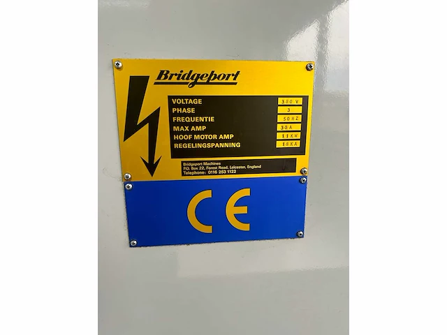 Bridgeport - vmc 760 22 - cnc freesmachine - 1995 - afbeelding 2 van  12
