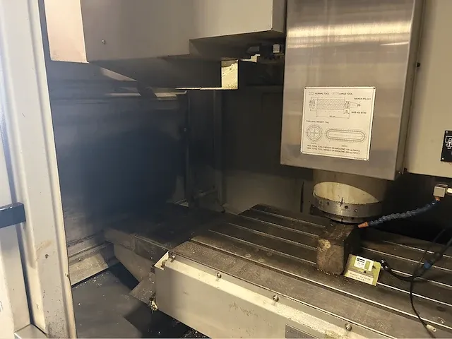 Bridgeport - vmc 760xp3 - cnc bewerkingscentra - afbeelding 8 van  10