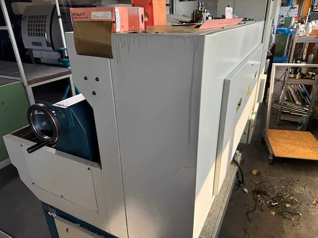 Bridgeport ezpath cnc draaibank (1999x) - afbeelding 8 van  10