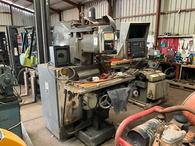 Bridgeport interact 1 mk2 cnc freesmachine - afbeelding 8 van  15