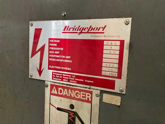 Bridgeport interact 1 mk2 cnc freesmachine - afbeelding 12 van  15