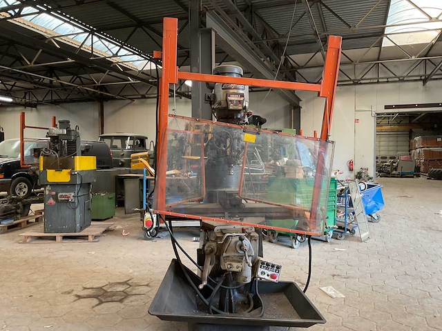 Bridgeport trextrom freesmachine - afbeelding 3 van  11
