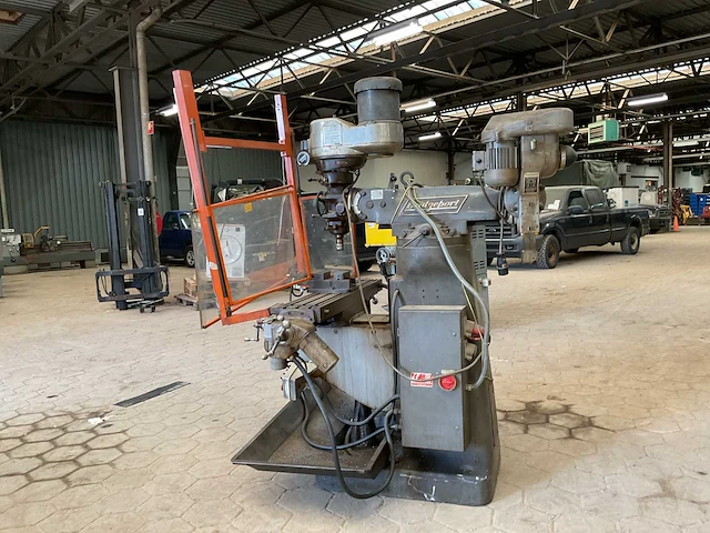 Bridgeport trextrom freesmachine - afbeelding 8 van  11