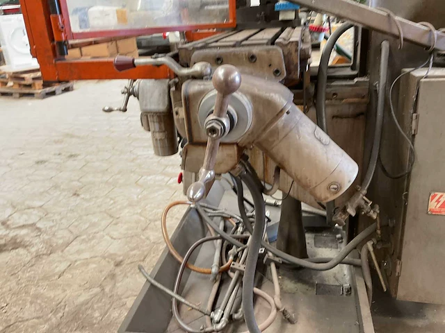 Bridgeport trextrom freesmachine - afbeelding 4 van  15