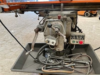 Bridgeport trextrom freesmachine - afbeelding 6 van  15