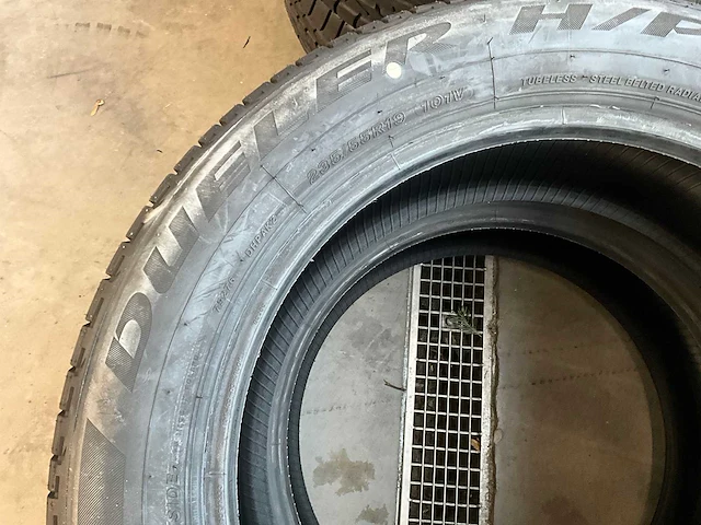 Bridgestone "dueler h/p" 235/55 r19 (4x) - afbeelding 3 van  8
