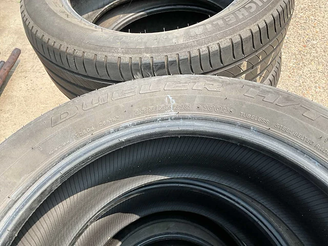 Bridgestone dueler h/t 687 autobanden (4x) - afbeelding 5 van  10
