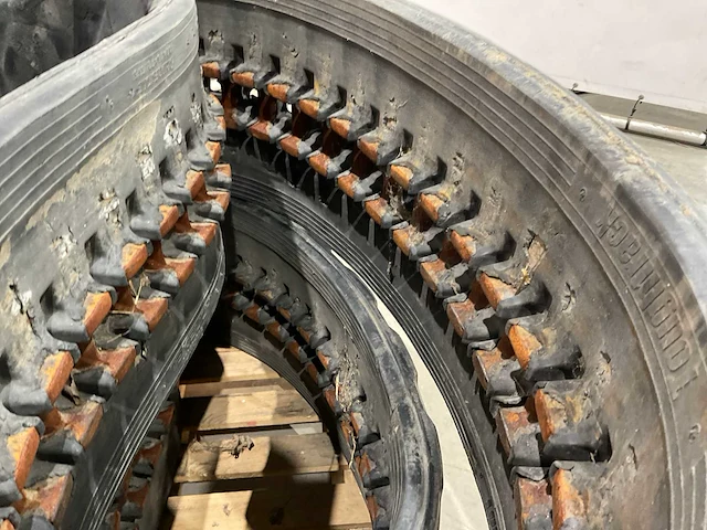 Bridgestone rupsband (2x) - afbeelding 5 van  8
