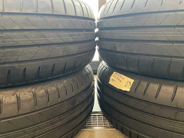 Bridgestone "turanza" 235/50 r19 (4x) - afbeelding 2 van  9