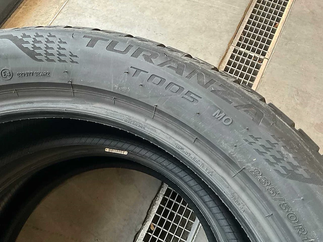 Bridgestone "turanza" 235/50 r19 (4x) - afbeelding 4 van  9