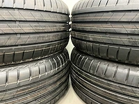 Bridgestone "turanza" 235/55 r19 (4x) - afbeelding 2 van  9