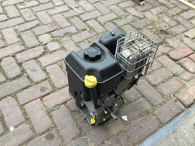 Bridgestraton intek pro 206 benzinemotor - afbeelding 3 van  3