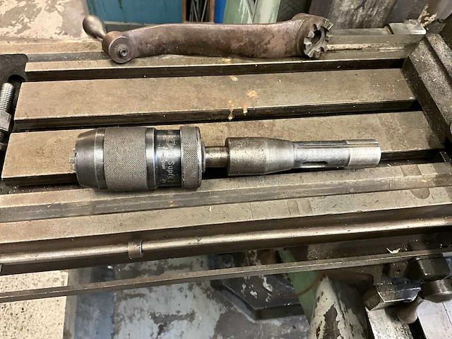Bridgport freesmachine - afbeelding 4 van  17