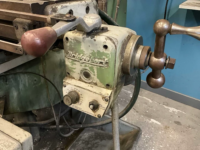 Bridgport freesmachine - afbeelding 7 van  17