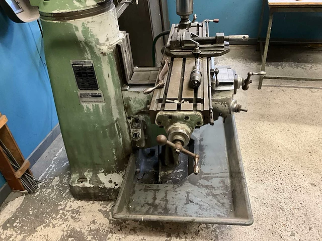 Bridgport freesmachine - afbeelding 11 van  17