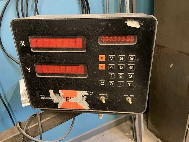 Bridgport freesmachine - afbeelding 16 van  17