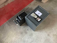 Briefgeld afstortlade en codekluis - afbeelding 2 van  3