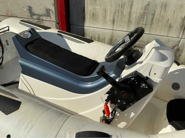 Brig f330 rib met mercury 15pk - afbeelding 3 van  21