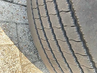 Brigestone 315/70r22,5 autoband - afbeelding 9 van  9