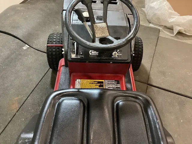 Briggs & stratton trekkertje met trekhaak - afbeelding 2 van  11