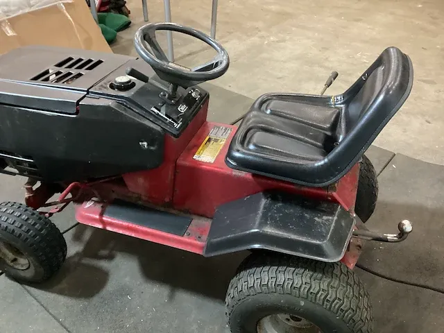 Briggs & stratton trekkertje met trekhaak - afbeelding 9 van  11