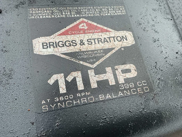Briggs&stratton 2 wd minitractor - afbeelding 4 van  12