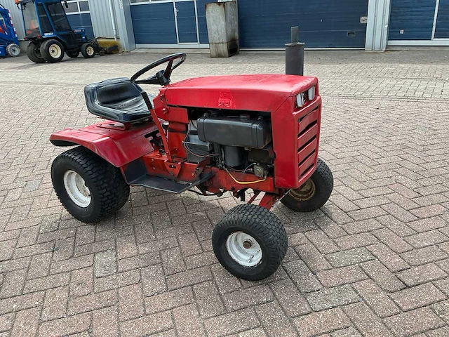 Briggs&stratton 2 wd minitractor - afbeelding 7 van  12