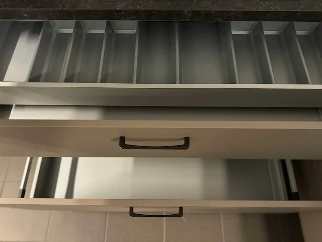 Brigitte - showroomkeuken - afbeelding 14 van  36