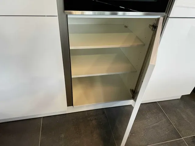 Brigitte - showroomkeuken - afbeelding 18 van  33