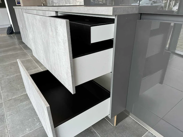 Brigitte - showroomkeuken - afbeelding 6 van  34