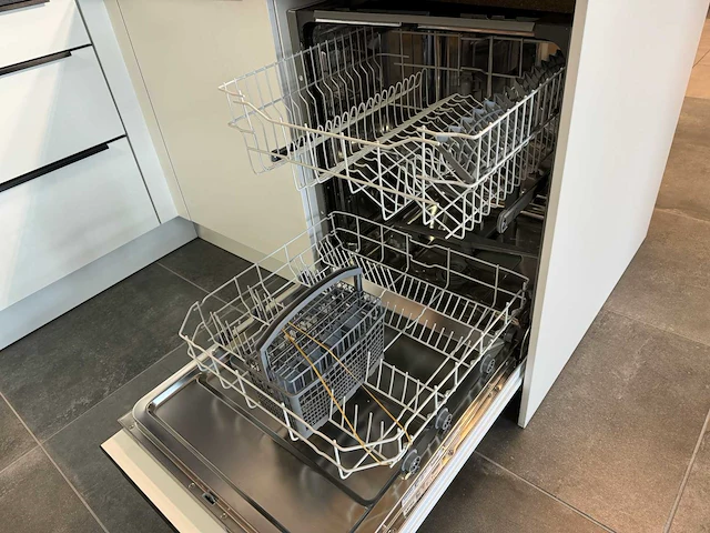Brigitte - showroomkeuken - afbeelding 18 van  34
