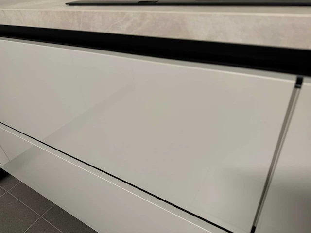 Brigitte - showroomkeuken - afbeelding 30 van  41
