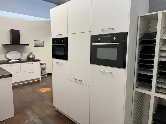 Brigitte - showroomkeuken - afbeelding 23 van  56