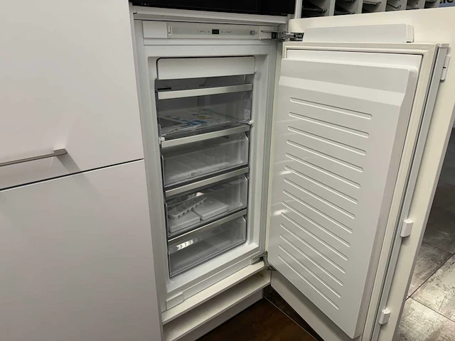 Brigitte - showroomkeuken - afbeelding 37 van  56