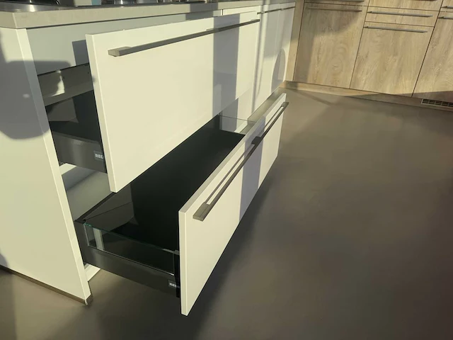 Brigitte - showroomkeuken - afbeelding 8 van  55