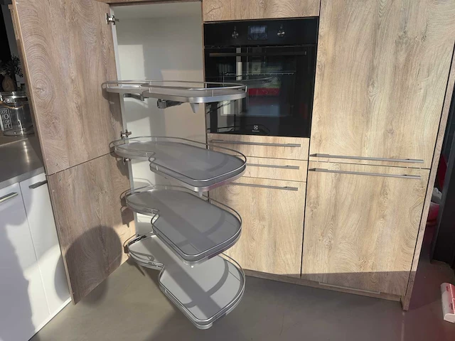 Brigitte - showroomkeuken - afbeelding 21 van  55